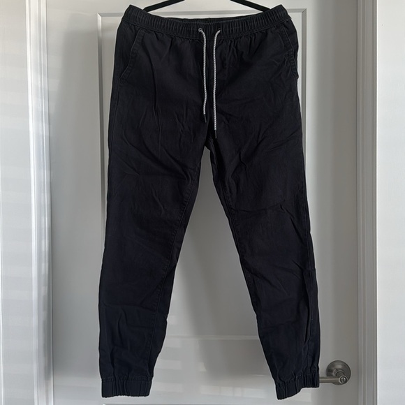 Aeropostale Joggers Pants Athletic Elastic Ankle Black Men's. Size S - Picture 2 of 9